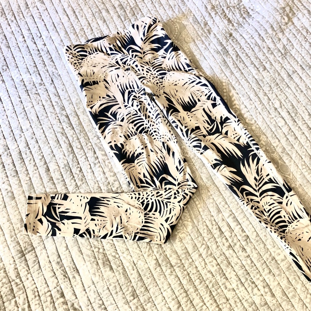 High-waisted Mono B leggings